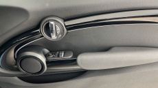 MINI Hatchback 135kW Cooper S Level 2 33kWh 3dr Auto Electric Hatchback